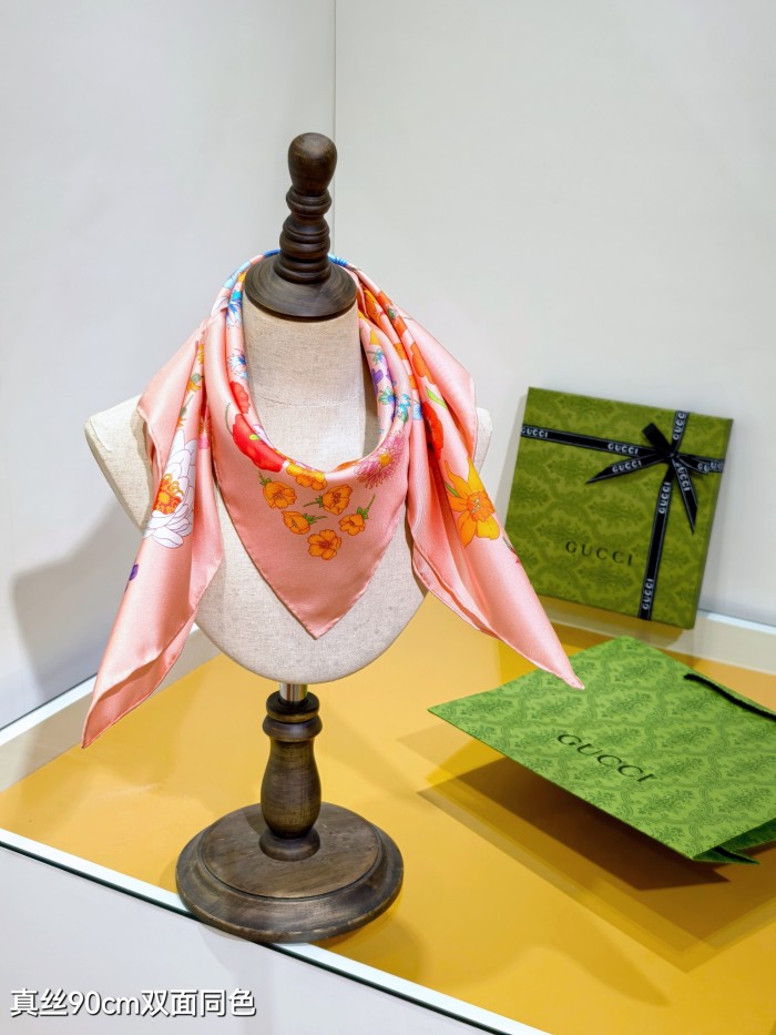 Gucci Silk make scarf SGC2504 90*90cm