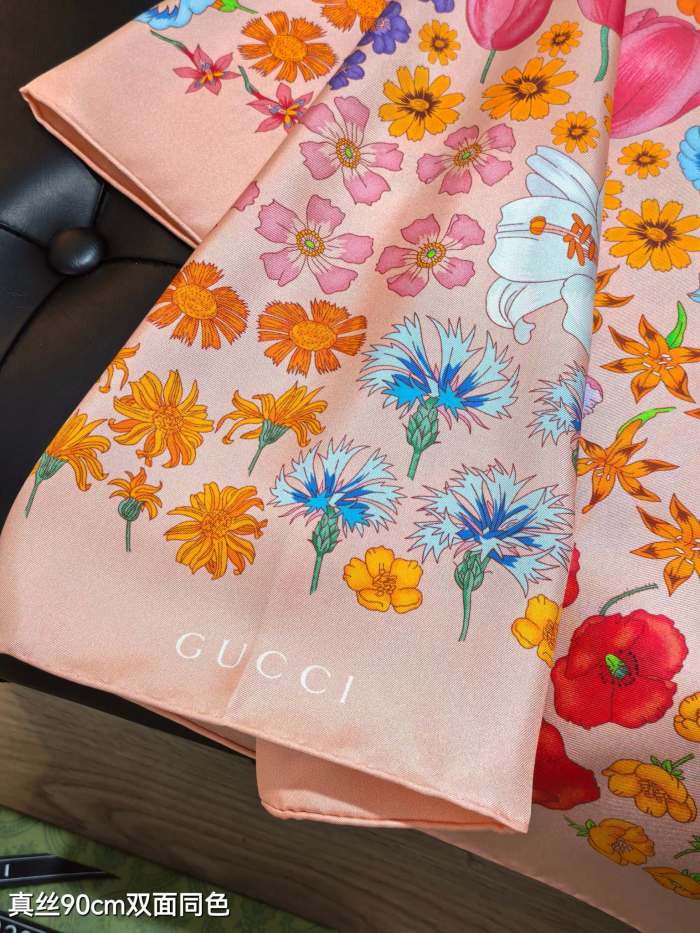Gucci Silk make scarf SGC2504 90*90cm