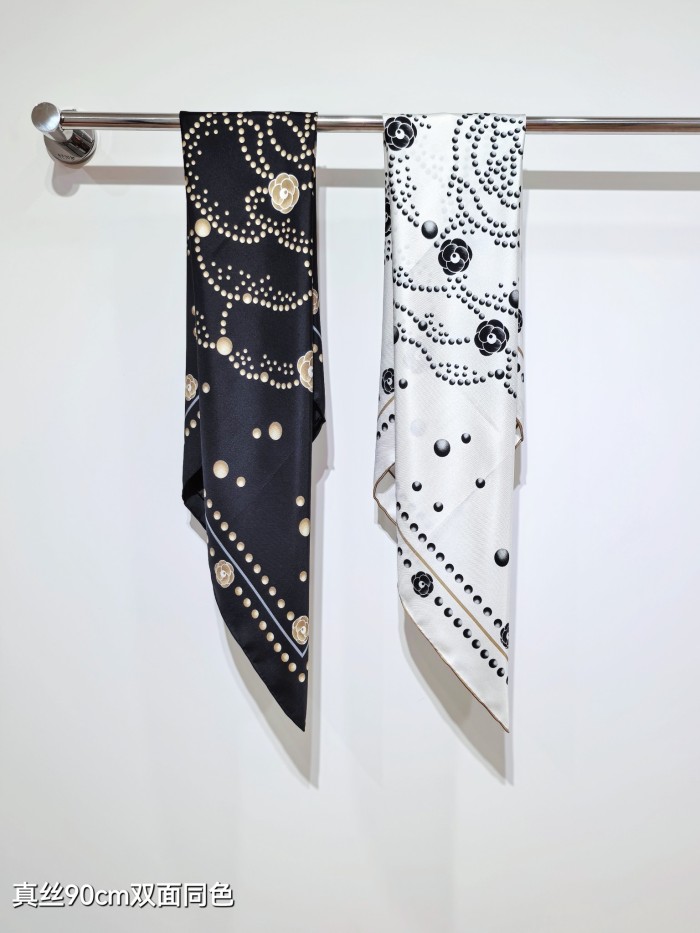 Chanel Silk make scarf SCC2533 90*90cm