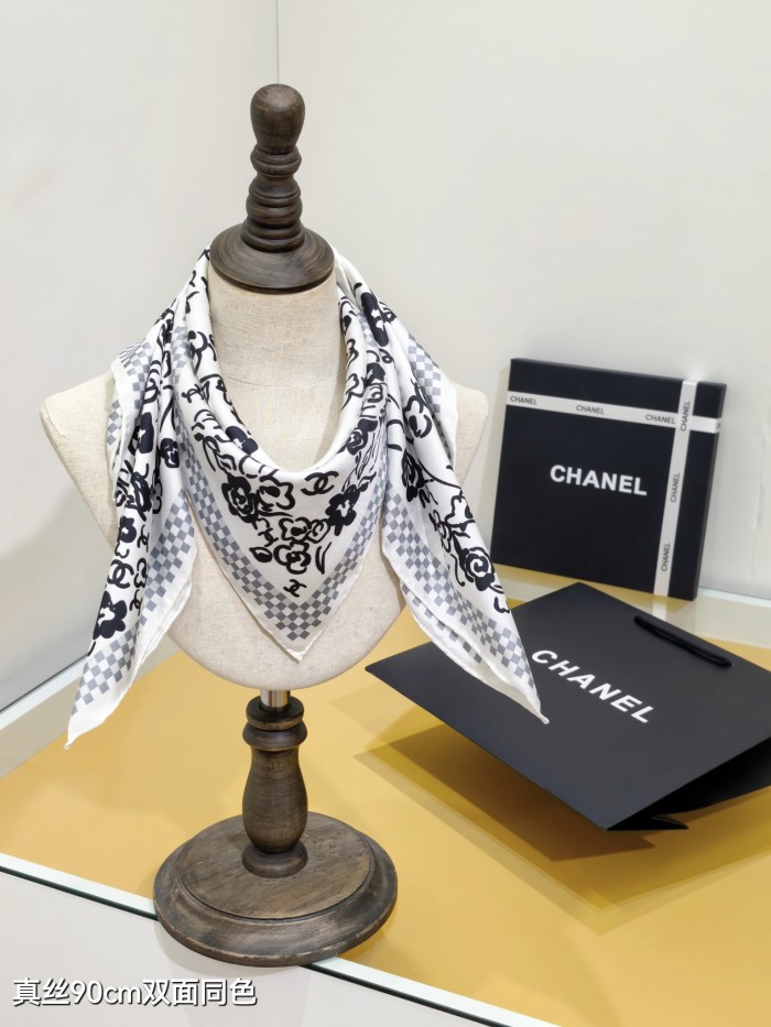 Chanel Silk make scarf SCC2520 90*90cm