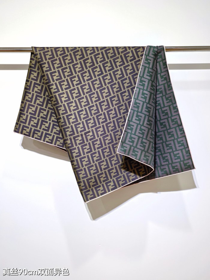 Fendi Silk make scarf SFD2501 90*90cm