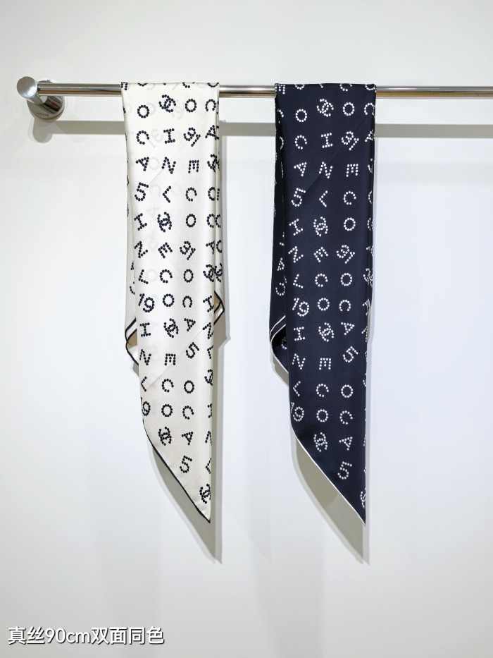 Chanel Silk make scarf SCC2515 90*90cm