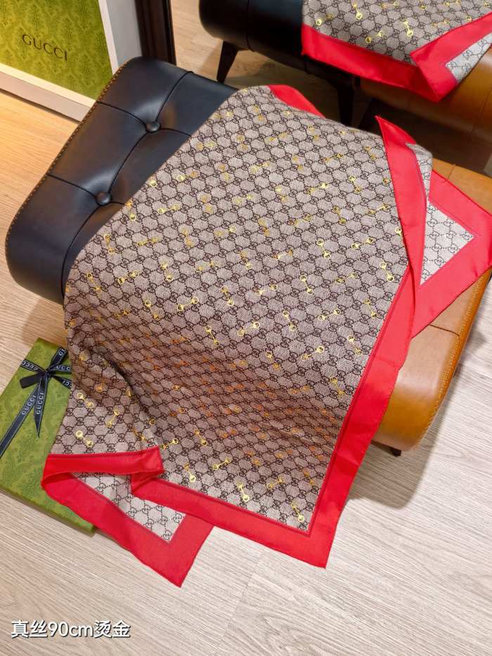 Gucci Silk make scarf SGC2512 90*90cm
