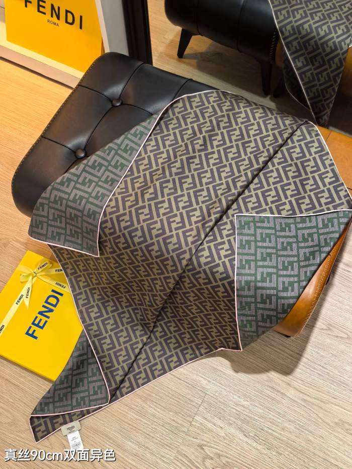 Fendi Silk make scarf SFD2501 90*90cm