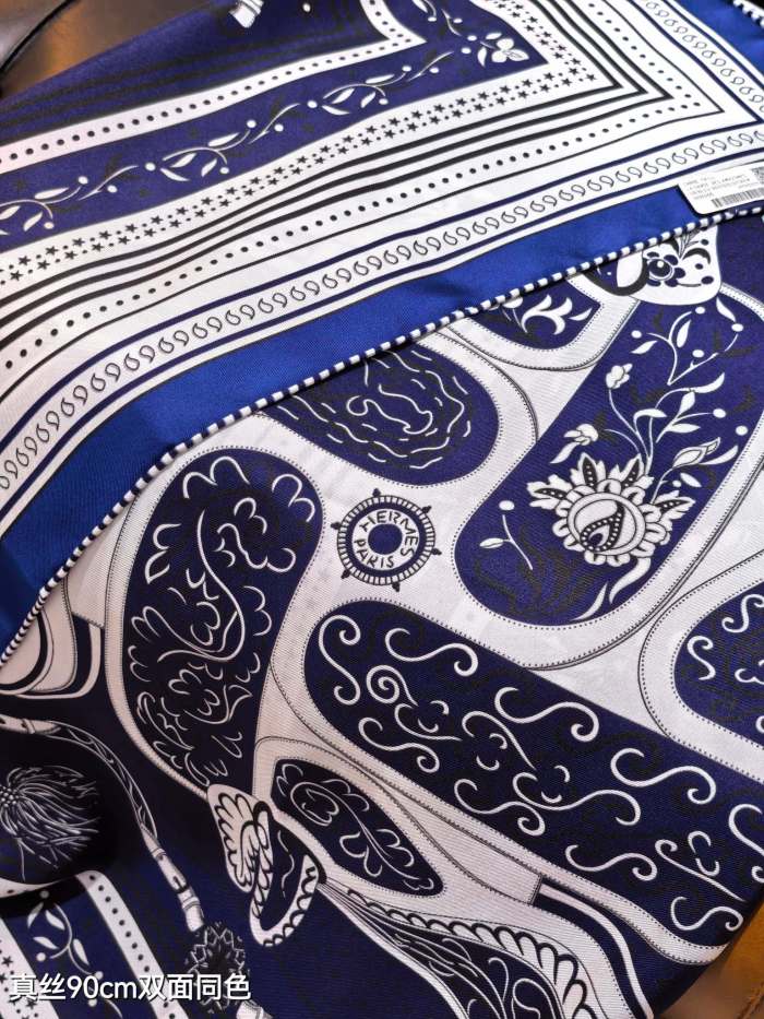 Hermes Silk make scarf SHMS2505 90*90cm