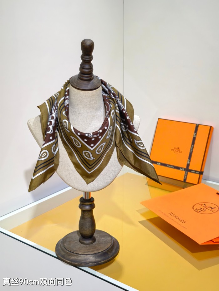 Hermes Silk make scarf SHMS2504 90*90cm