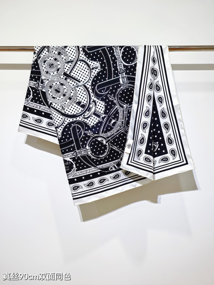 Hermes Silk make scarf SHMS2504 90*90cm