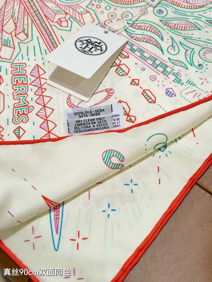 Hermes Silk make scarf SHMS2511 90*90cm