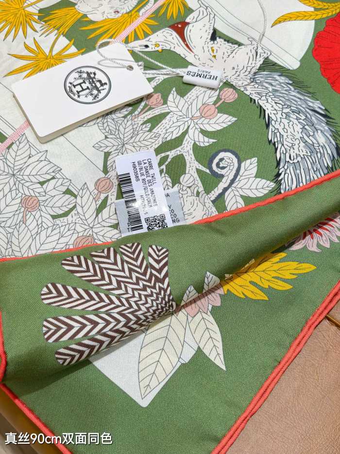 Hermes Silk make scarf SHMS2529 90*90cm
