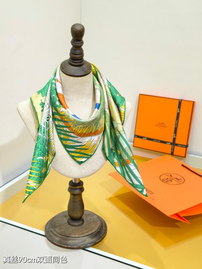 Hermes Silk make scarf SHMS2537 90*90cm