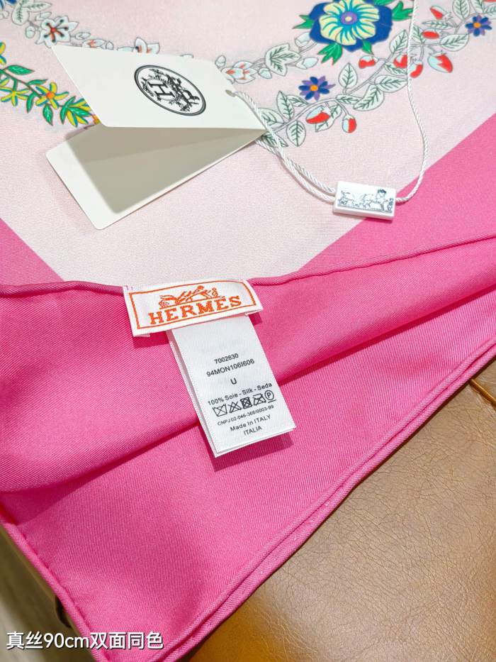 Hermes Silk make scarf SHMS2524 90*90cm