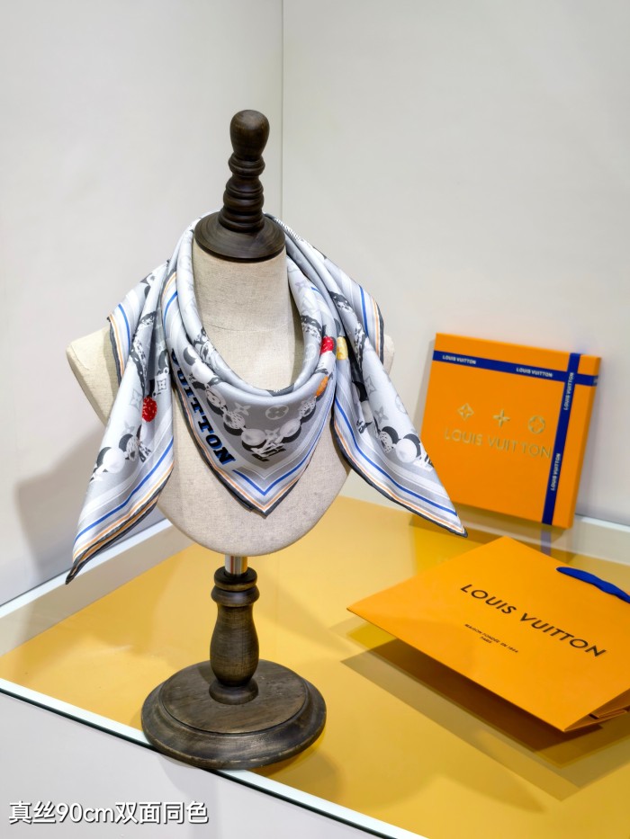 LV Silk make scarf SLV2507 90*90cm