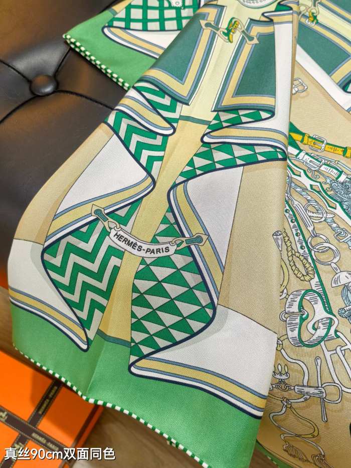 Hermes Silk make scarf SHMS2515 90*90cm