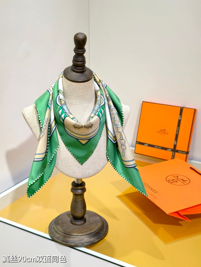 Hermes Silk make scarf SHMS2515 90*90cm