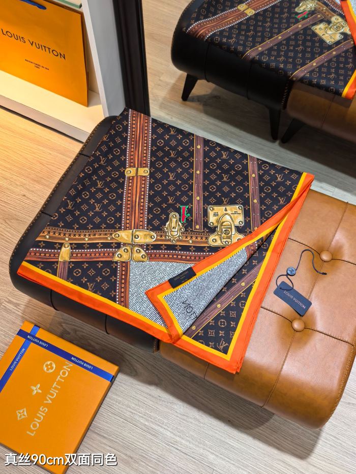 LV Silk make scarf SLV2502 90*90cm