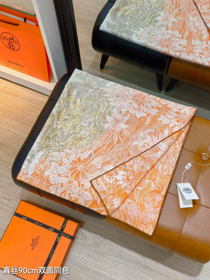 Hermes Silk make scarf SHMS2526 90*90cm