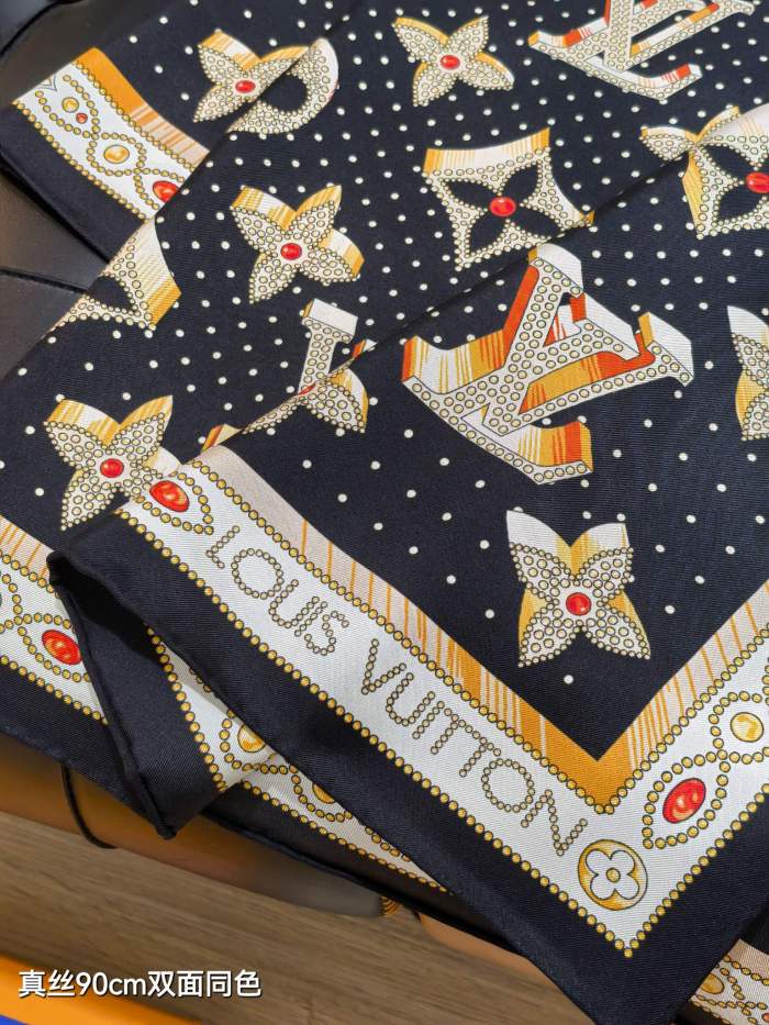 LV Silk make scarf SLV2523 90*90cm