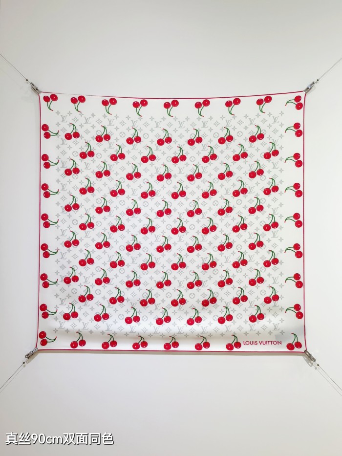 LV Silk make scarf SLV2535 90*90cm
