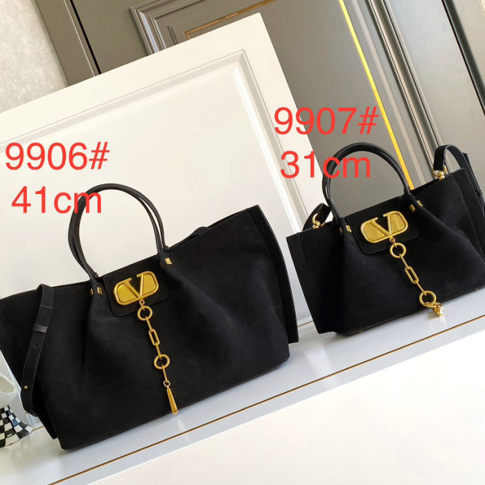Valentino Garavani VLOGO Escape Tote 9906 LM012032 31-41cm