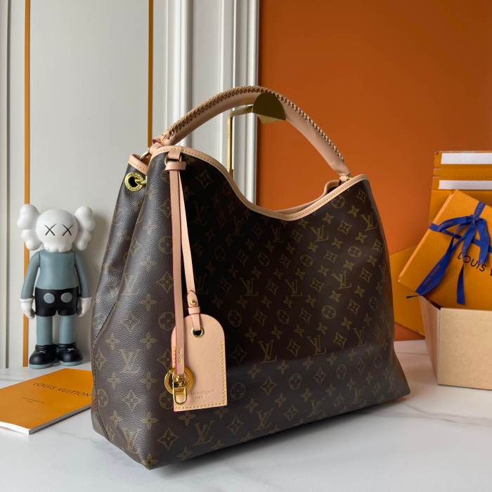 LV Again Bag M25877 LM051 50cm