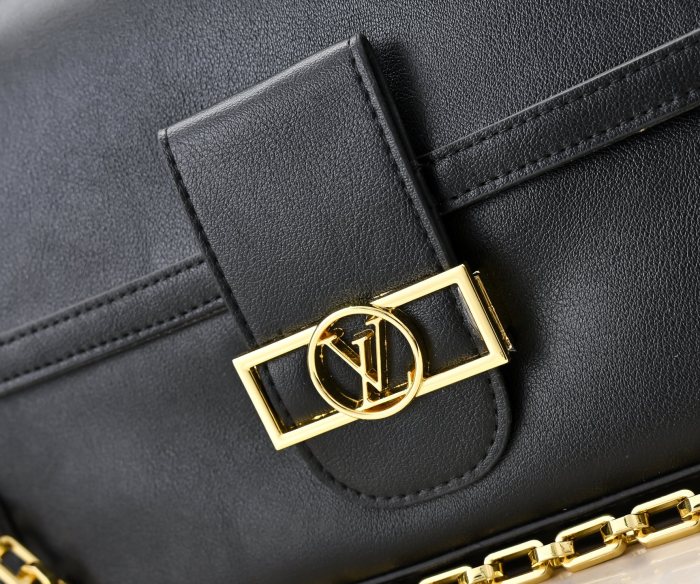 LV Dauphine Soft Bag M13319 XX081 28cm