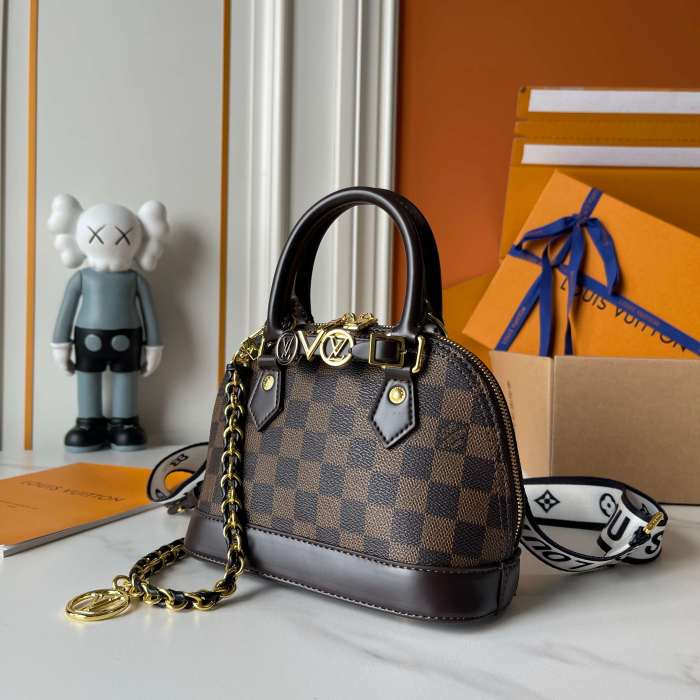 LV Alma Mini LV&I Bag K00015 XX061 18cm