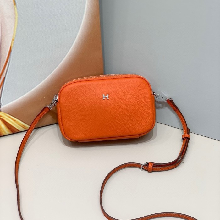Hermes Silk'in Bag 1124 LM001 19cm