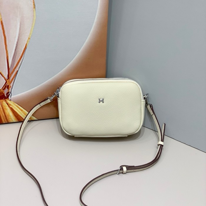 Hermes Silk'in Bag 1124 LM001 19cm
