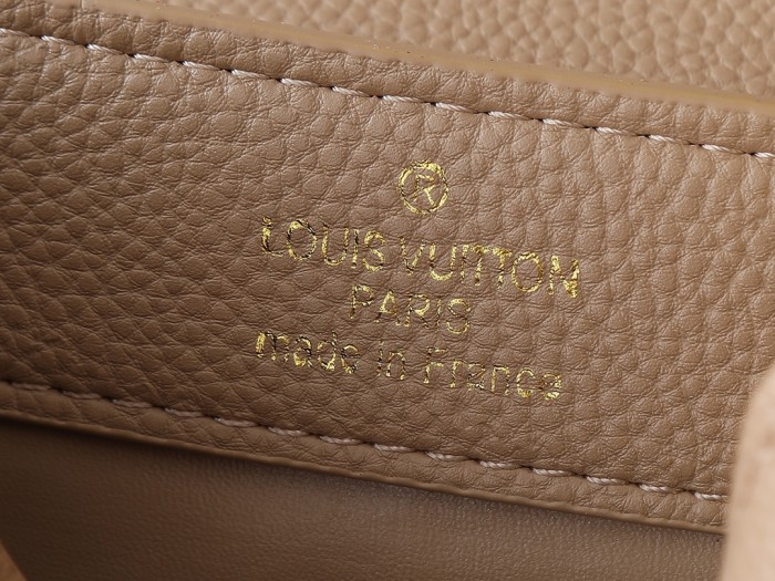 LV Capucines Bag M80071 LM081091 21-27cm