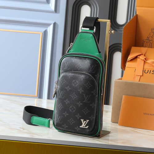 LV Avenue Bag M25891 XX031 33cm