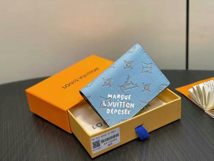 LV Wallet M14689 XX05 11cm