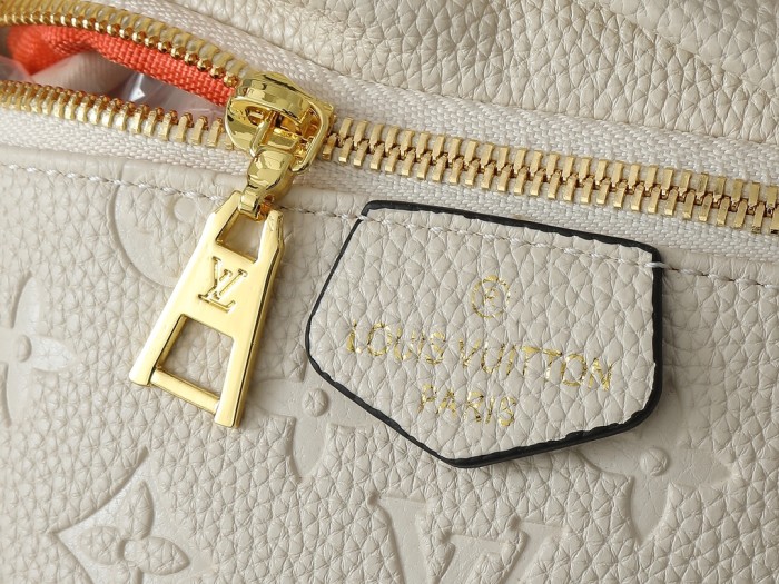 LV Bumbag M43644 XX021 37cm