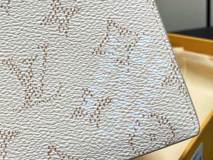 LV Wallet M14691 XX05 11.5cm