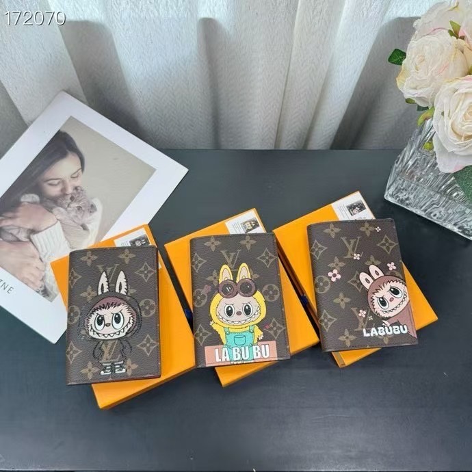 LV Wallet M60410 XX06 19cm