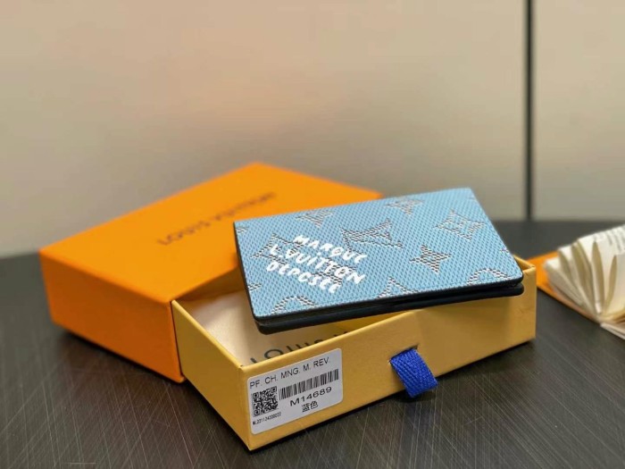 LV Wallet M14689 XX05 11cm