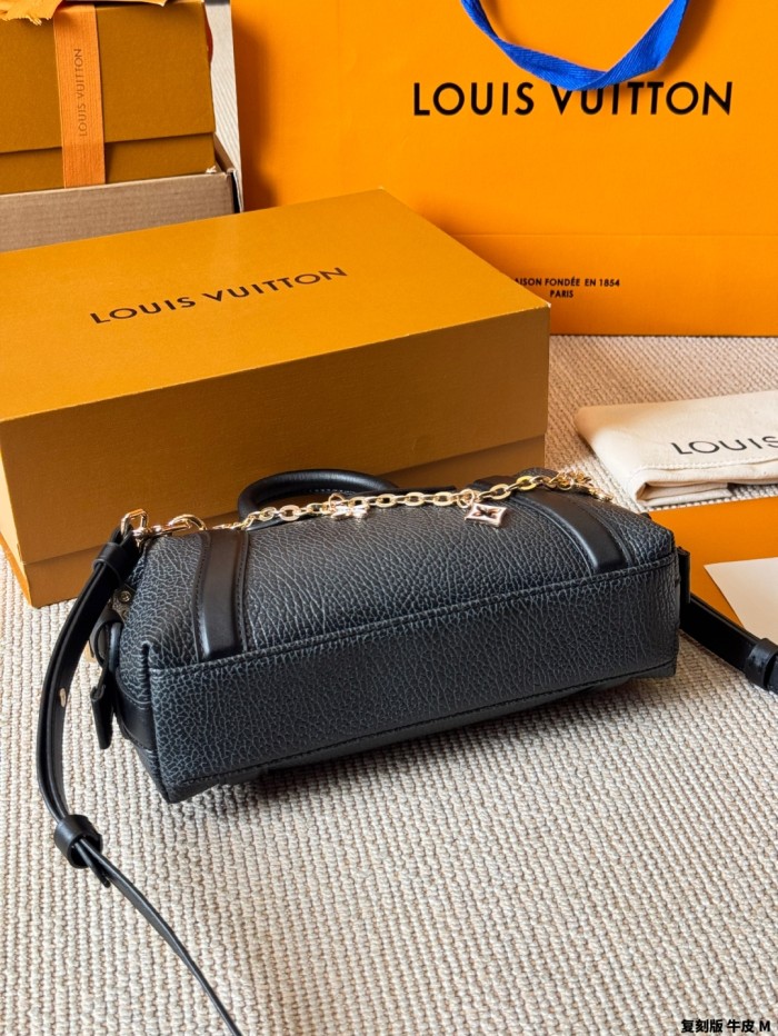 LV Biker Bag 132 DB532 22cm