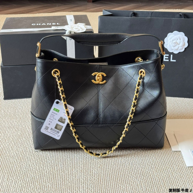 Chanel 25A Bucket Bag 059 DB502 32cm