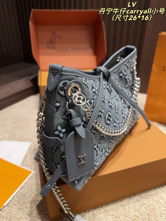 LV Carryall Bag 142 DB512 26cm