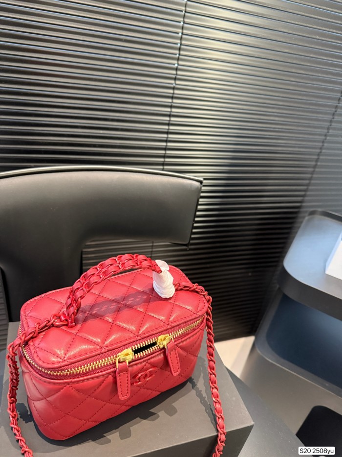 Chanel Handbag 2508 DB561 17cm