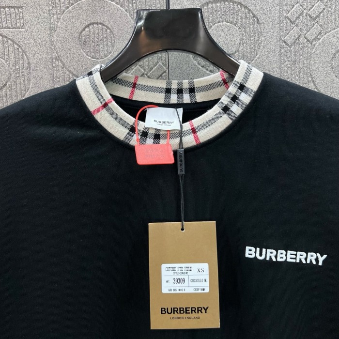Burberry Sweatshirts 004