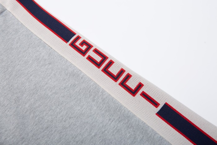 Gucci Sweatshirts 004