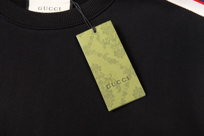 Gucci Sweatshirts 004