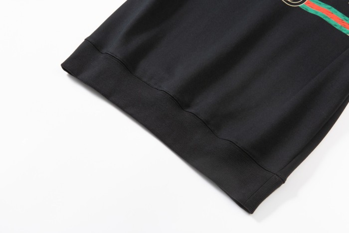 Gucci Sweatshirts 005
