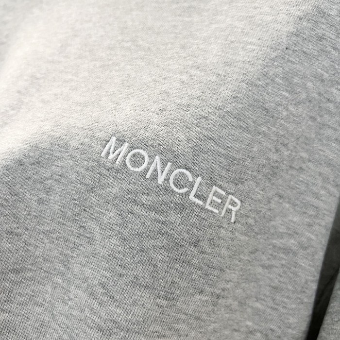Moncler Sweatshirts 002