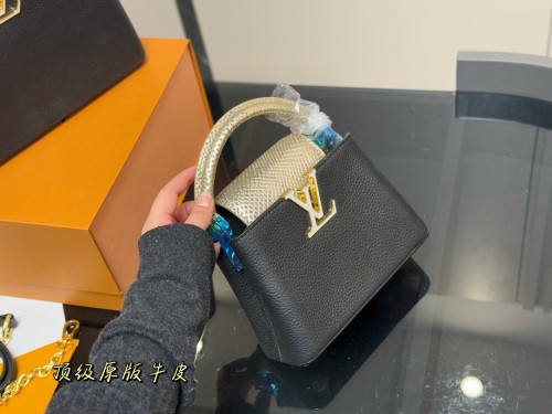 LV Capucines Bag 147 DB592513 21-27cm