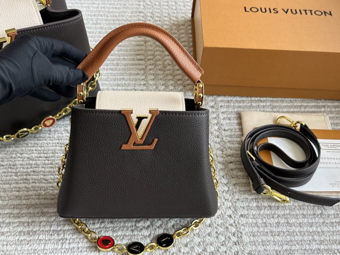 LV Capucines Bag 145 DB002 20-28cm