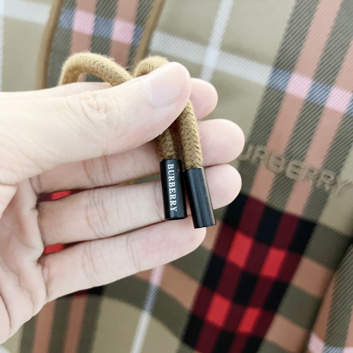 Burberry Sweatshirts 013