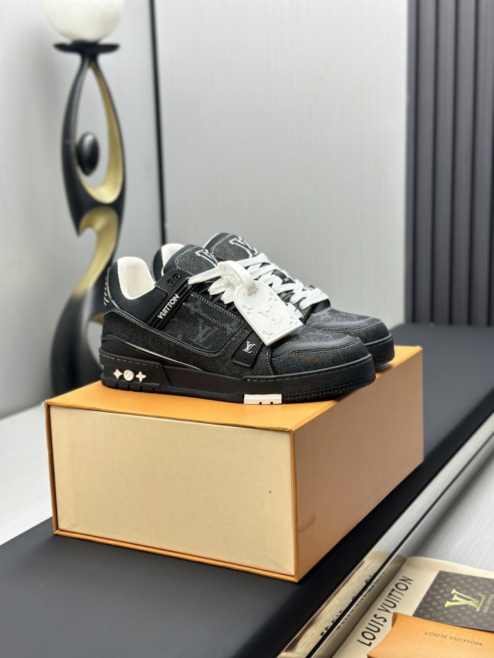 LV Casual shoes 043 HL063