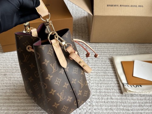 LV NéoNoé Bag 149 DB012 21cm