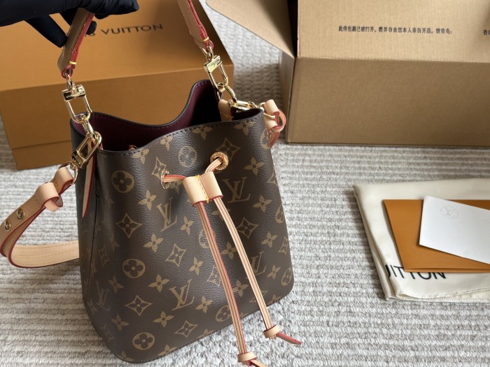 LV NéoNoé Bag 149 DB012 21cm